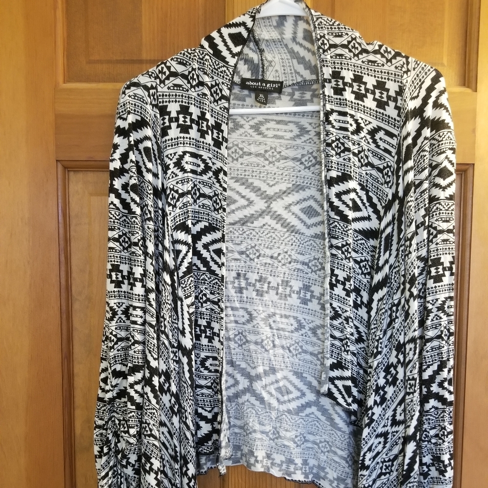 Eye Catching open front Cardigan